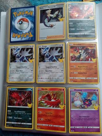 Pokémon karty celebration, 