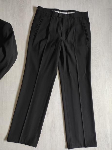 Čierny pánsky oblek sako,vesta,nohavice, 54