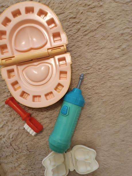 Formičky na plastelínu zubár, 