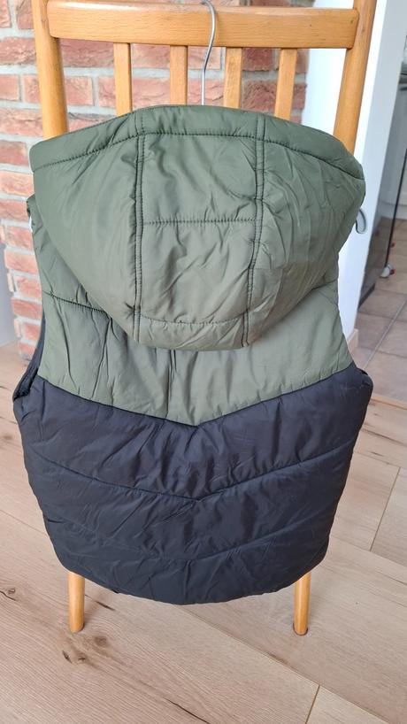 Zateplená vesta, 140