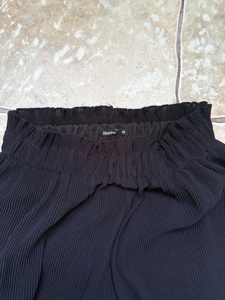 Plisované nohavice cropp, 36