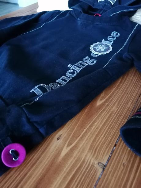 Mikina cierna s kapucnou 110-116, 110