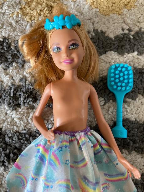 Teen barbie s doplnkami,