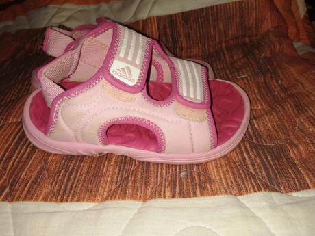 Slapky, adidas,33