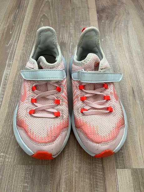 Decatlon tenisky, 31