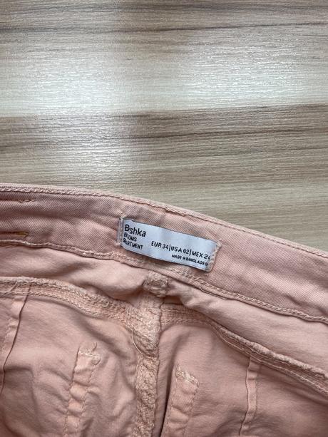 Bkedorúžové rifle, bershka,34