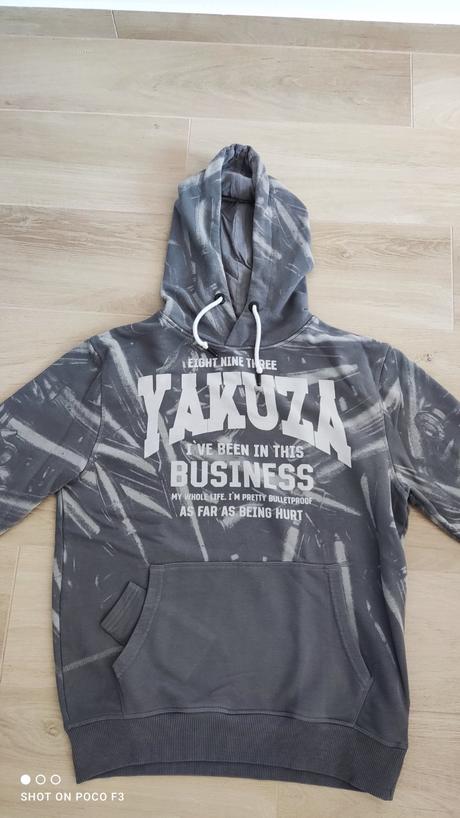 Mikina yakuza 5, l