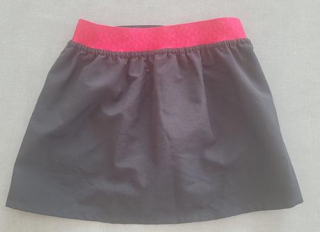 Balík oblečenia 128-146 viď fotky, 140–152