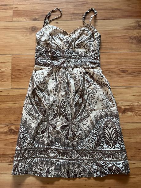 Letné šaticky, reserved,s