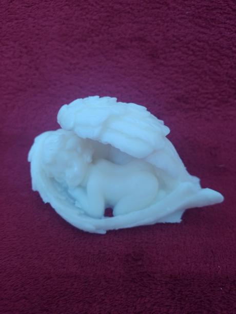 Dekorácie zo sójového vosku rozne, 