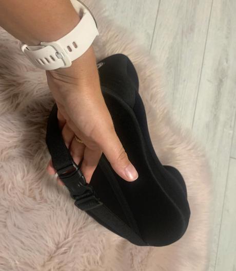 Opierka hlavy do autá, 