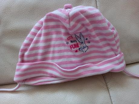 Srdiečkové pyžamko a čiapka 74, 74