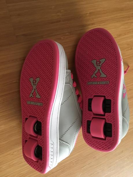 Tenisky na kolieskach sidewalksports, 31