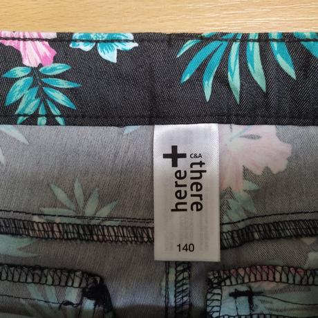 Letne sortky, c&a,140