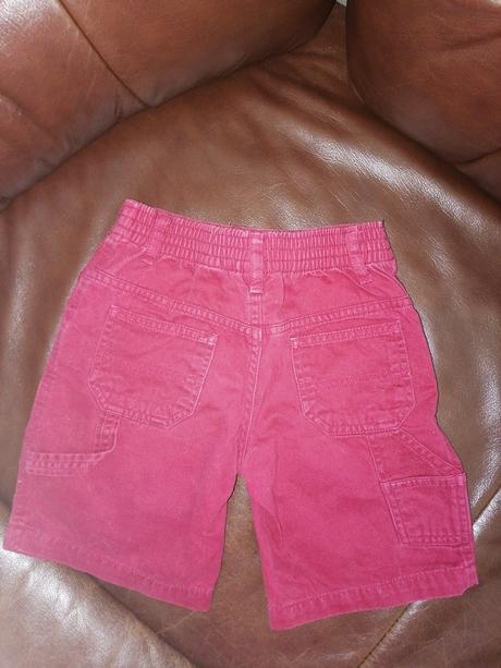 Predám krásne šortky, 122