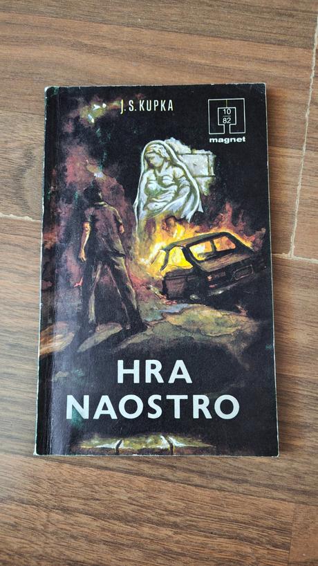 Kniha hra na ostro,
