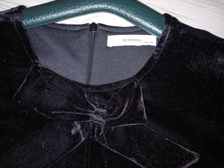 Zamatové elegantné šaty, reserved,146