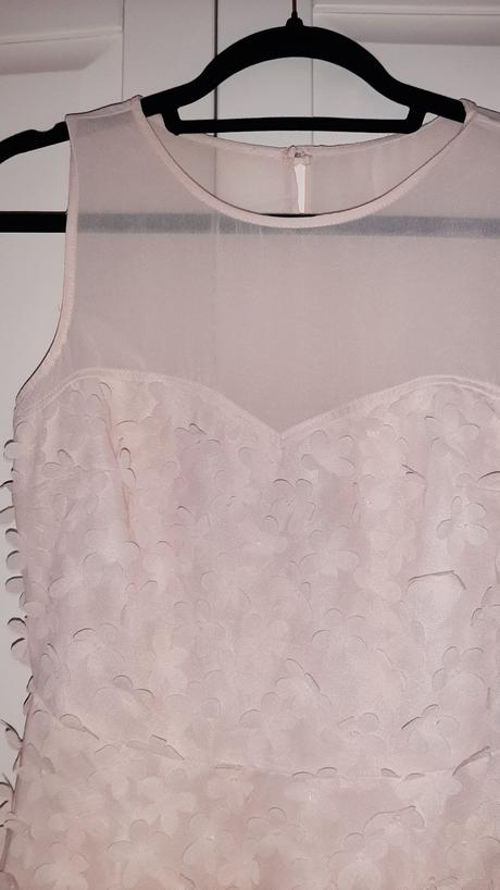 Kvietkované šaty, krásne, f&f,34