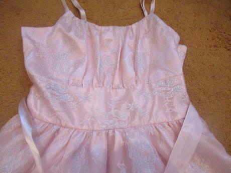 Nádherné šaty 164, 164