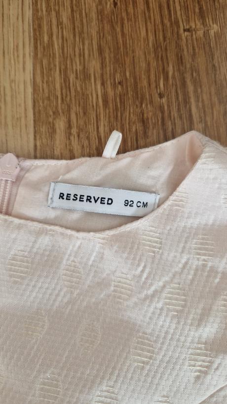 Slavnostne saty reserved, reserved,92