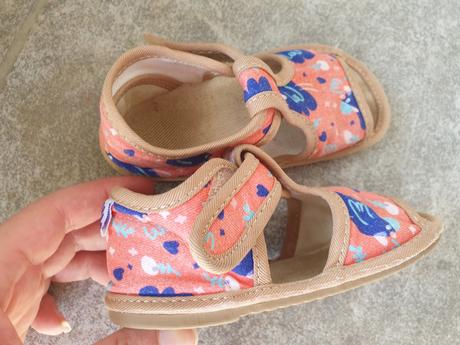 Papučky milash, 23