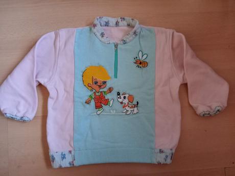 Mikina s aplikáciou, 104