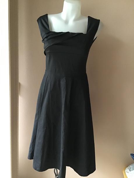 Krasne šaty kilolone /78a, 36 / s