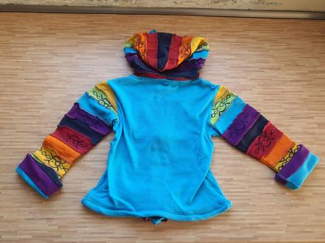 Farebna mikina hippie, 80