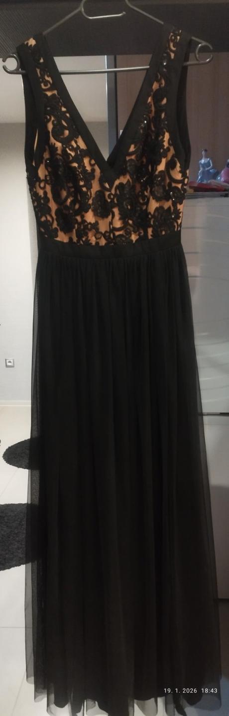 Spoločenské šaty, 36