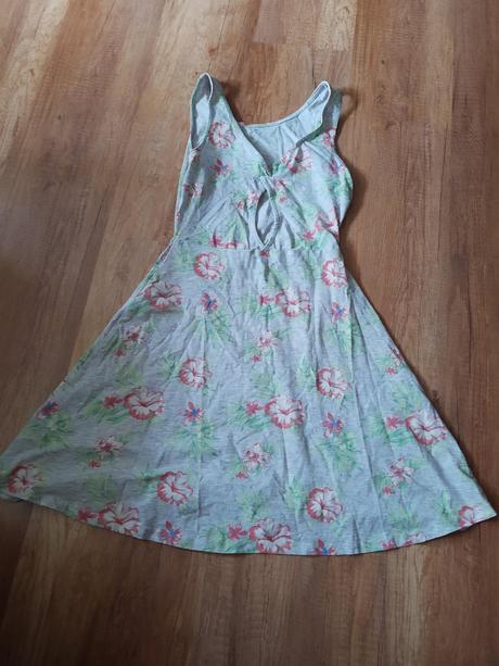 Dievcenske saty, cubus,158