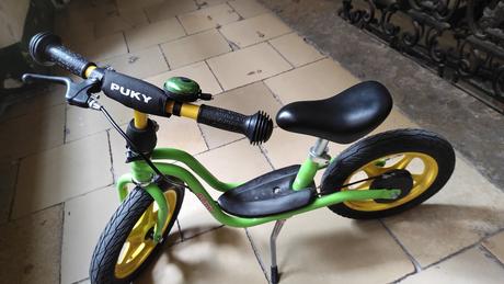 Odrážadlo puky lr 1l s brzdou a zvoncekom, puky