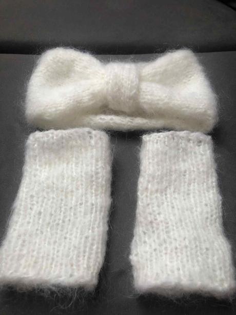 Dámska pletená sada čelenka a rukavice, 