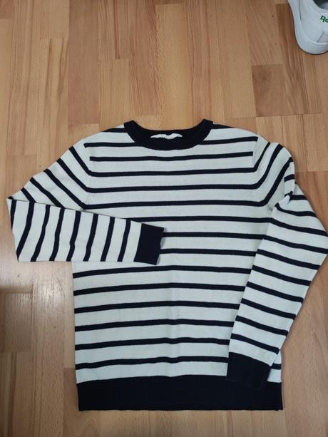 Svetrík, h&m,134
