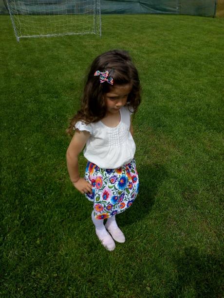 Detská folklórna sukňa, <50 - 188