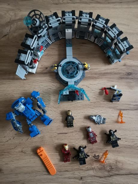 Lego marvel avengers 76125 iron man a jeho obleky,