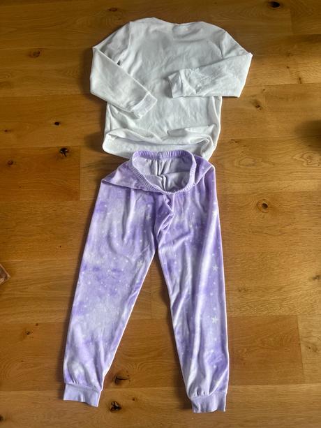 Dievcenske makke plysove pyzamo, c&a,146