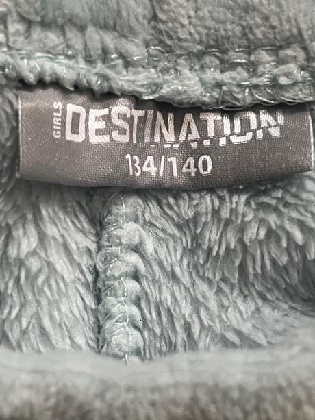 Pyzamovy dievcensky set, 140