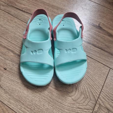 Decathlon sandalky/ šlapky ku vode, nabaiji,29