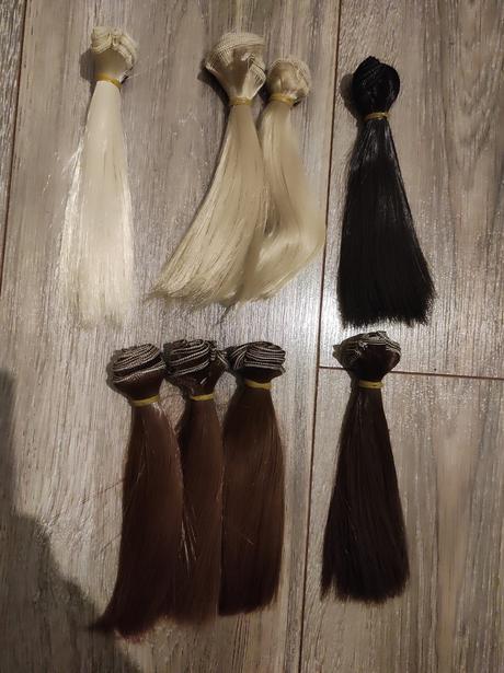 Rovne vlasy na babiky 15 x 100cm, 