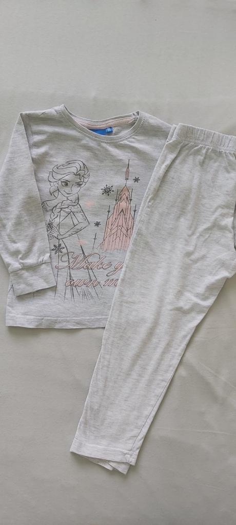 Pyžamko, disney,98
