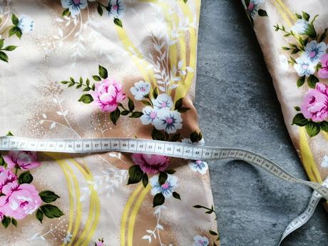 Kvetované šaty, kaftan strih, vm-l, l