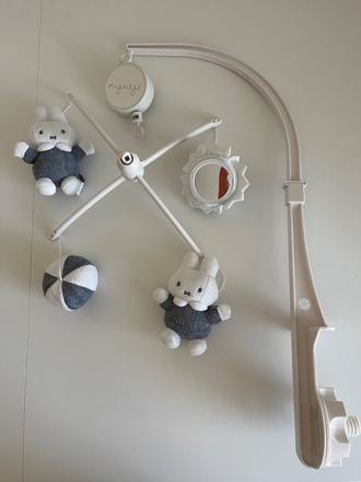 Kolotoč nad postielku,