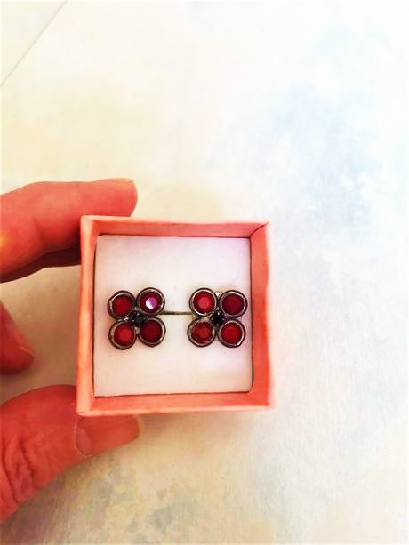 Starožitné náušnice, 