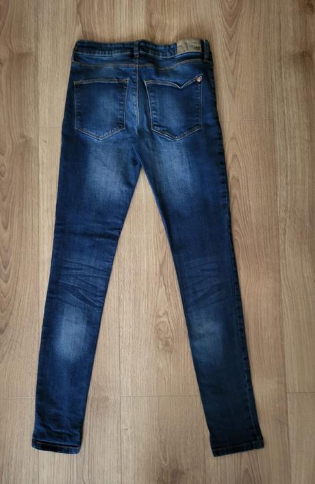 Dámske / dievčenské rifle, 36