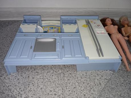 Modrá kuchynka pre barbie, 