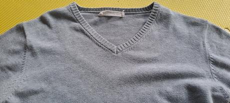 Svetrík s výstrihom do v, zara,146