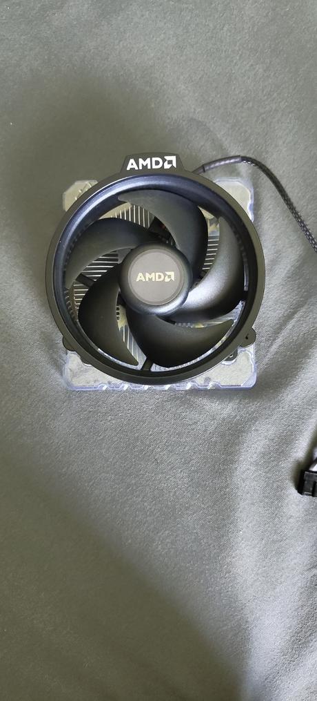 Procesor amd ryzen 5 5600x s chladičom,