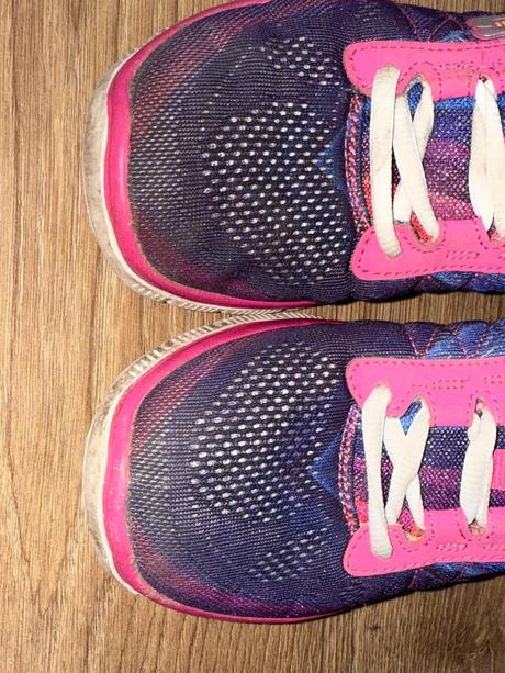 Skechers tenisky, 35