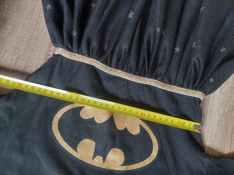 Šaty batmanka, 110