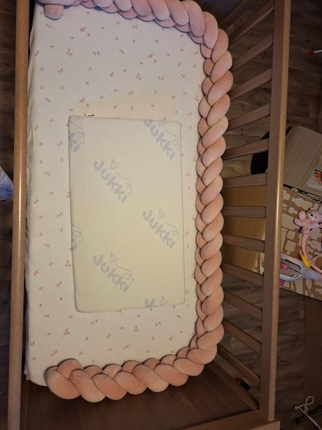 Predám postielku ikea sundvik s prislusenstvom, šírka (cm): 60,dĺžka (cm): 120